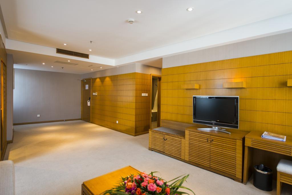 Days Hotel Shanghai Hongkou Forture Exterior photo